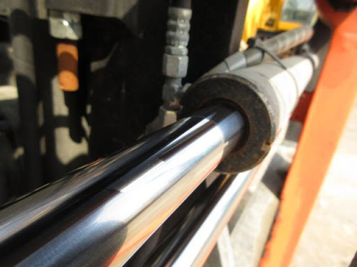 Xi lanh của xe nâng hàng