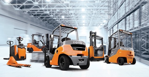 Có nên mua xe nâng toyota cũ? Giá xe nâng toyota trên thị trường là bao nhiêu?