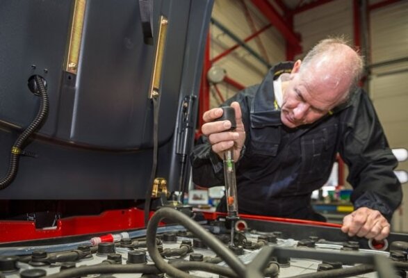 Tìm hiểu quy trình sửa chữa xe nâng cũng như bảo trì bảo dưỡng thiết bị này tại Phúc Bi! 2 quy trình sửa chữa xe nâng