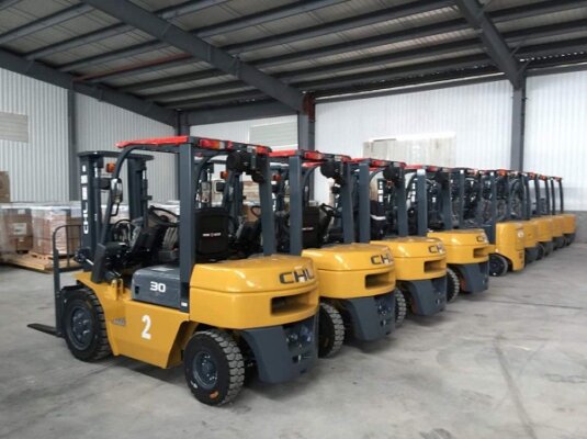 Xe nâng nào tốt nhất? Tìm hiểu tiêu chí lựa chọn xe nâng tốt nhất! 2  xe nâng nào tốt nhất