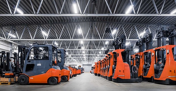 Tham khảo giá xe nâng Toyota trên thị trường Việt Nam hiện nay!