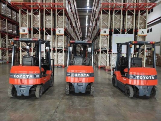 Thuê xe nâng cũ đã qua sử dụng thay vì mua xe mới – Nên hay không? 3 Thuê xe nâng cũ đã qua sử dụng thay vì mua xe mới – Nên hay không?