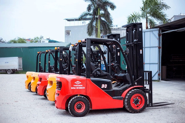 Có nên mua xe nâng điện không?