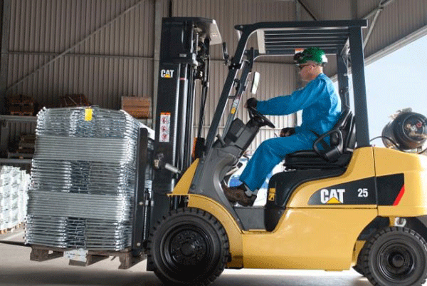 Có nên mua xe nâng điện không?