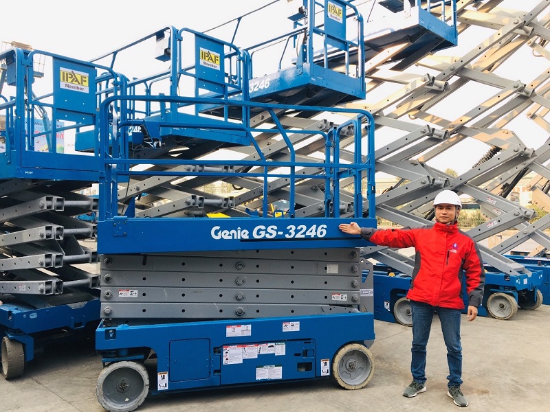 Nên mua hay thuê xe nâng cắt kéo 2 Nên mua hay thuê xe nâng cắt kéo