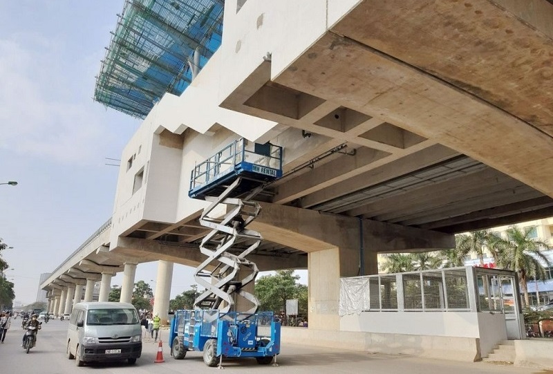 Nên mua hay thuê xe nâng cắt kéo 1 Nên mua hay thuê xe nâng cắt kéo