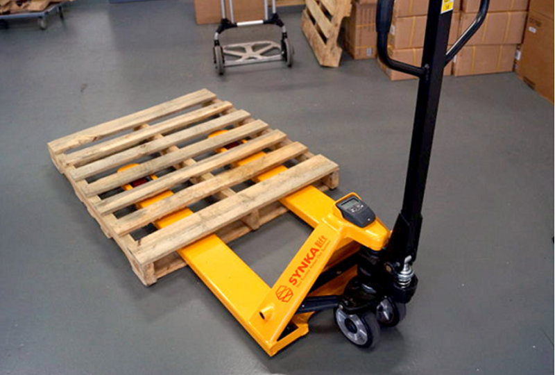 Hướng dẫn sử dụng xe nâng tay đơn giản nhất 3 Hướng dẫn sử dụng xe nâng tay đơn giản nhất