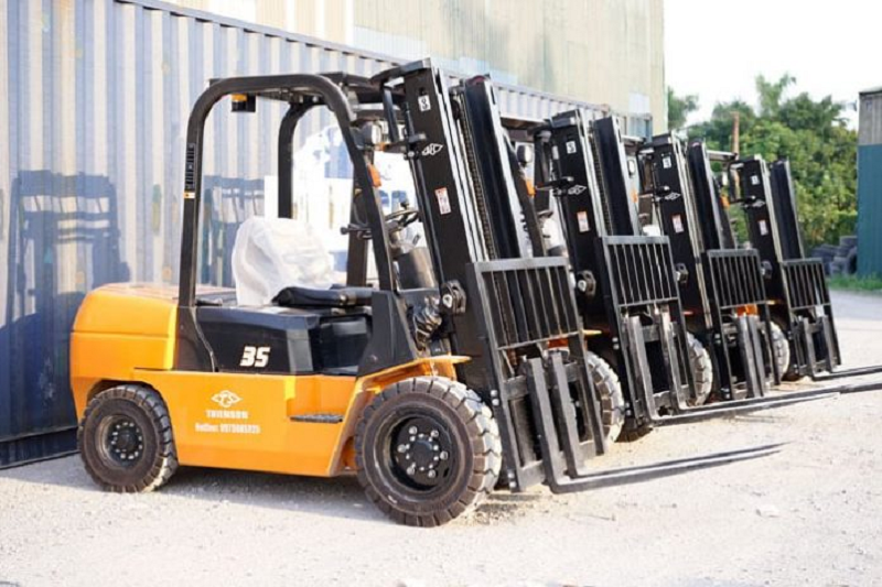 Mua xe nâng uy tín ở đâu? 2 Mua xe nâng uy tín ở đâu?