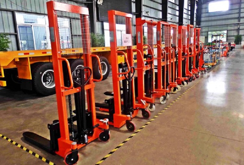 Các loại xe nâng hạ và địa chỉ thuê xe uy tín 2 Các loại xe nâng hạ và địa chỉ thuê xe uy tín