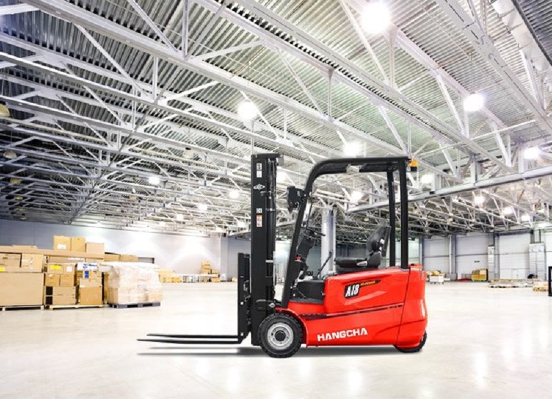 Cấu tạo và ưu điểm của xe nâng hàng bằng điện 3 Cấu tạo và ưu điểm của xe nâng hàng bằng điện