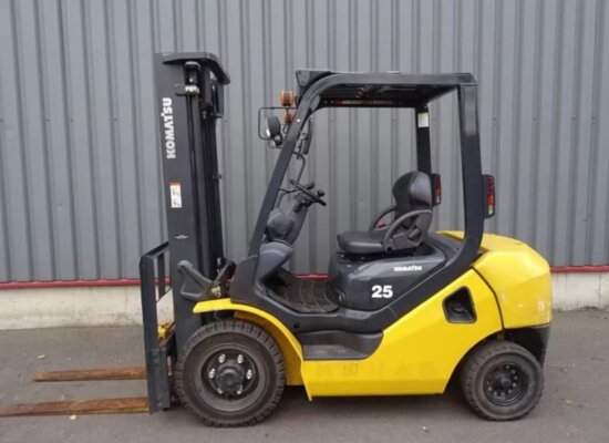 Kinh nghiệm mua xe nâng cũ có thể bạn chưa biết