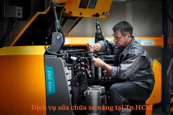 Tìm hiểu về dịch vụ sửa chữa xe nâng tại TPHCM
