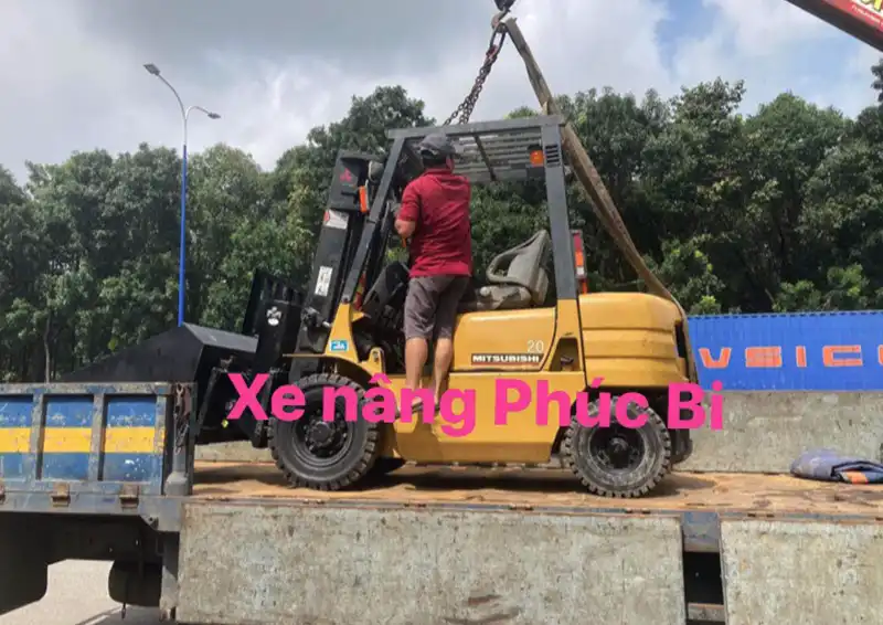 Đơn vị cung cấp dịch vụ sửa chữa xe nâng tại Đồng Nai chuyên nghiệp và uy tín 4 Xe nâng được bàn giao cho khách