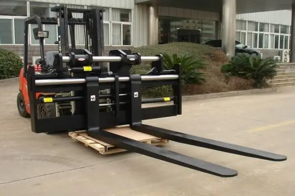 Địa Chỉ Cung Cấp Các Loại Phụ Tùng Xe Nâng Chất Lượng 1 Nĩa xe nâng