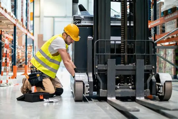 Hướng Dẫn Kiểm Tra Chất Lượng Phụ Tùng Xe Nâng 3 Tham khảo ý kiến của Nhà sản xuất