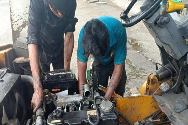 Thế Nào Là Dịch Vụ Sửa Chữa Xe Nâng Chuyên Nghiệp? 3 Thời gian sửa chữa nhanh chóng