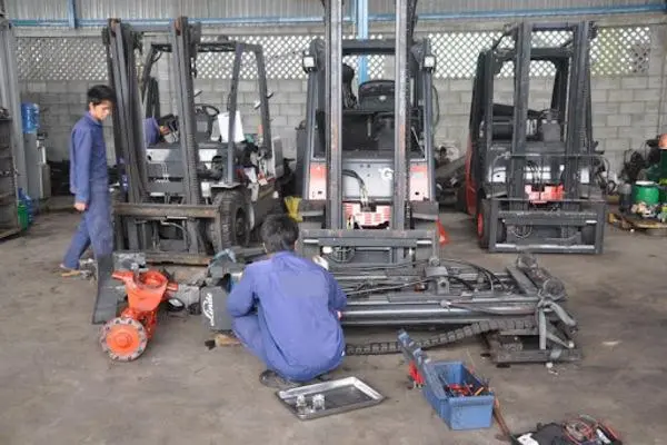 Phụ Tùng Xe Nâng: Những Sai Lầm Đáng Tiếc Mà Bạn Hay Gặp 1 Vấn đề về đánh lửa