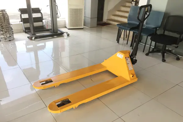 Xác định loại xe nâng tay phù hợp với nhu cầu