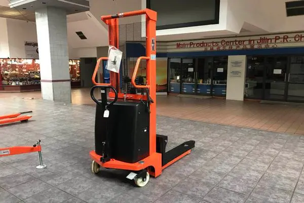 Khi nào nên bảo dưỡng xe nâng tay?