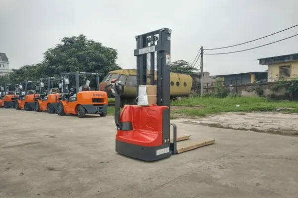 Xe nâng tay cơ bản