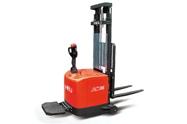 Xe nâng tay điện