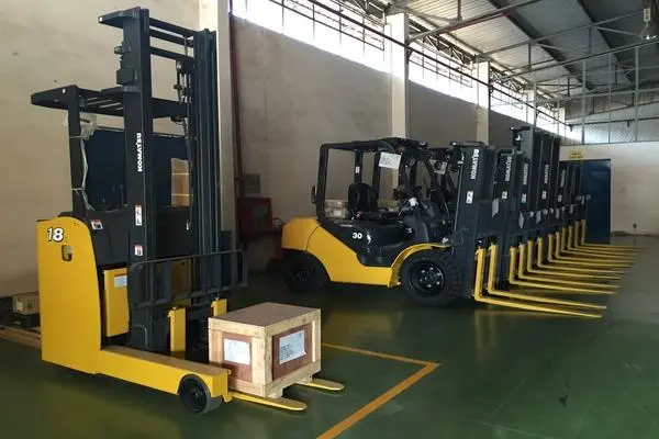 Đặc Điểm và Ưu Nhược Điểm của Xe Nâng Điện 4 Phúc Bi cung cấp xe nâng điện chính hãng, uy tín