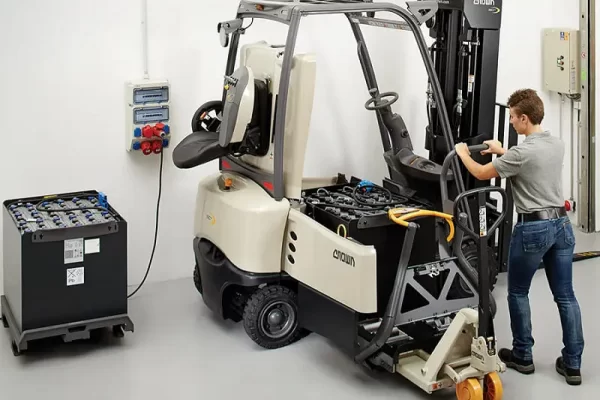 Không Sạc Pin Đúng Cách