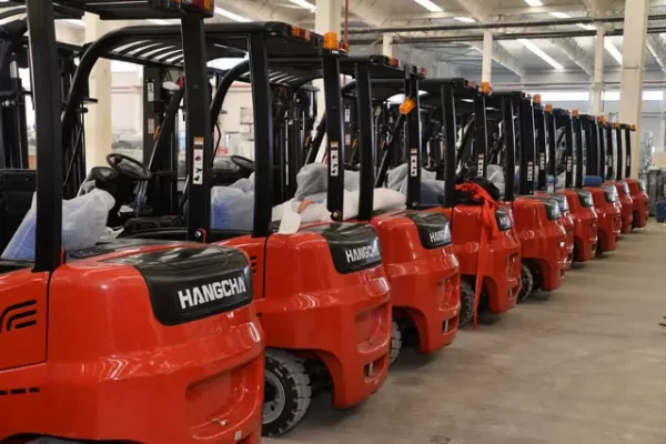 Tổng quan về xe nâng Trung Quốc